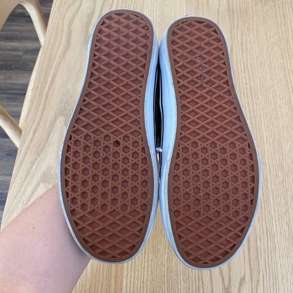 Old Skool Vans in Beech Green (olive green), size 8 - Picture 5 of 5